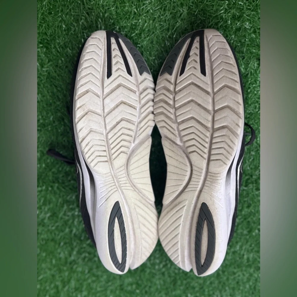 Saucony good preowned